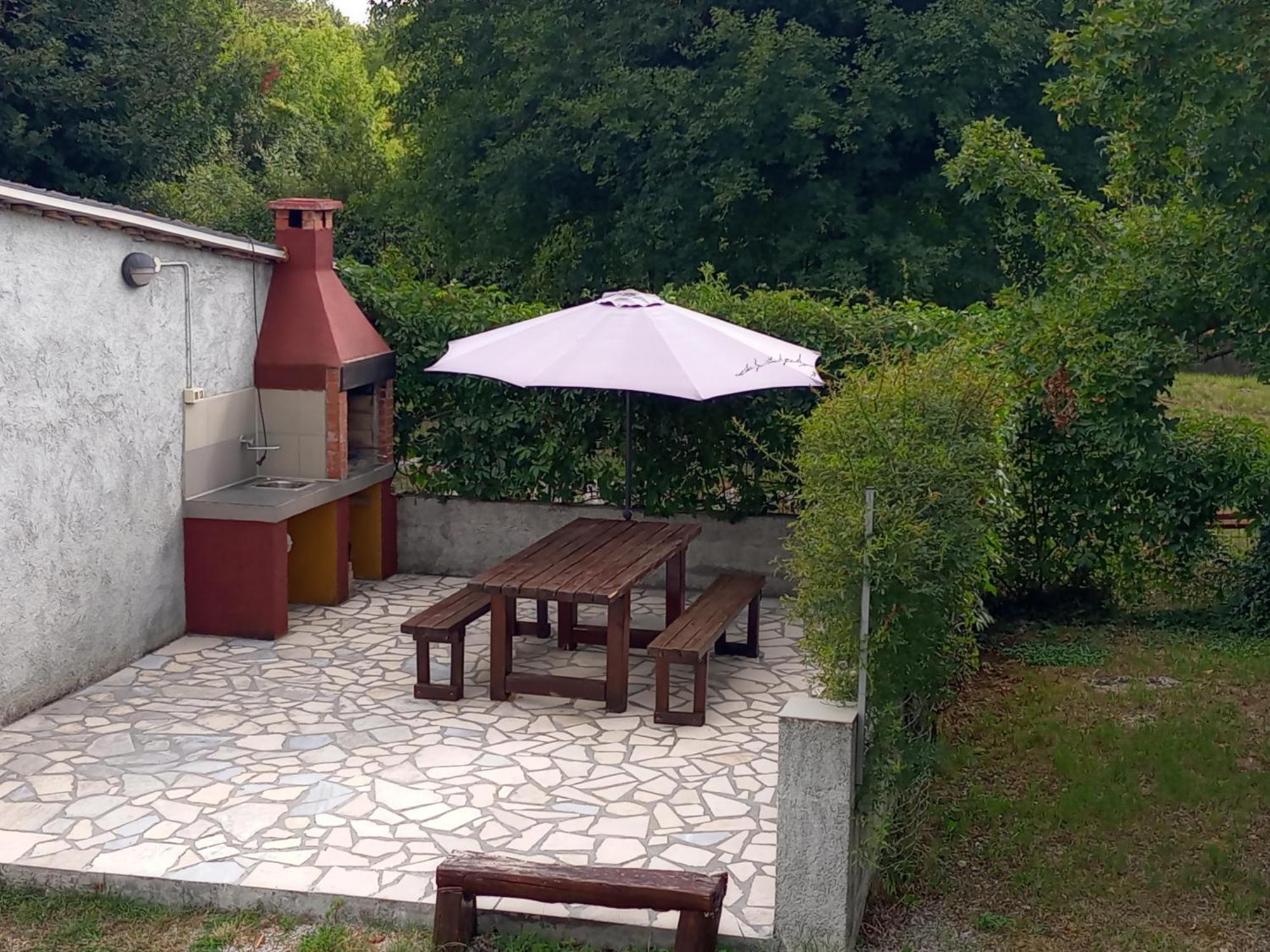Roč Apartmani Bartulasi מראה חיצוני תמונה